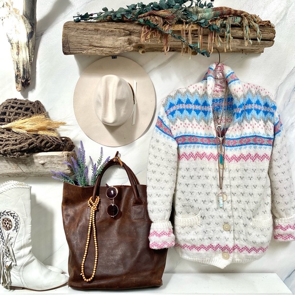 SOLD⭐️RARE Artisan HANDCRAFTED granny sweater-Navajo/NORDIC/Aztec/Pendleton vibe - Picture 2 of 16